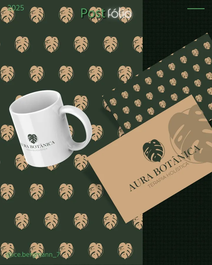 Identidade visual da Aura Botânica terapia holística: logotipo folha de costela-de-adão em caneca, cartão e pattern